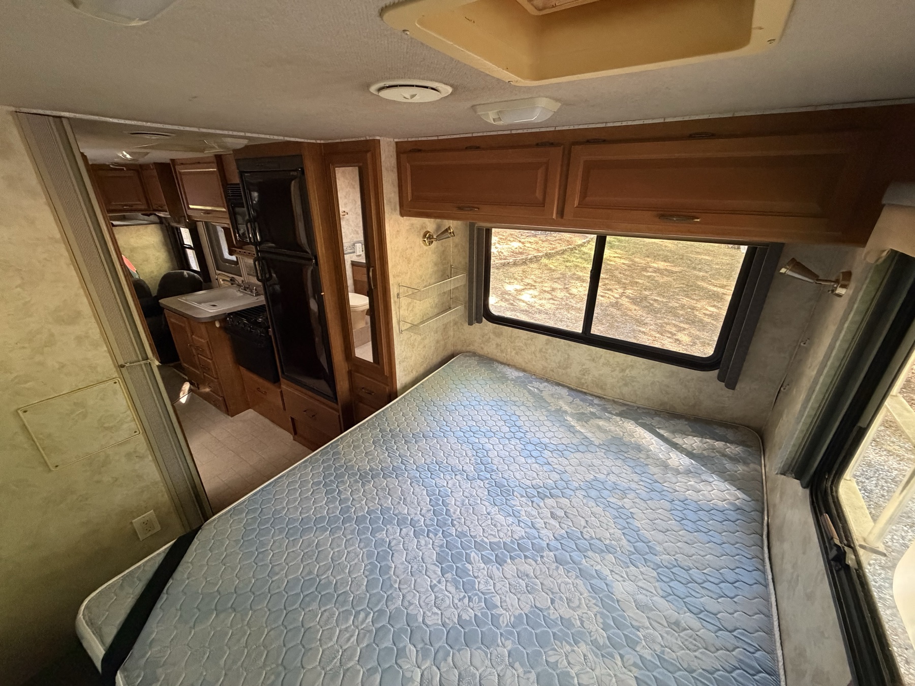 2003 Fleetwood Tioga 26Q gallery photo 3