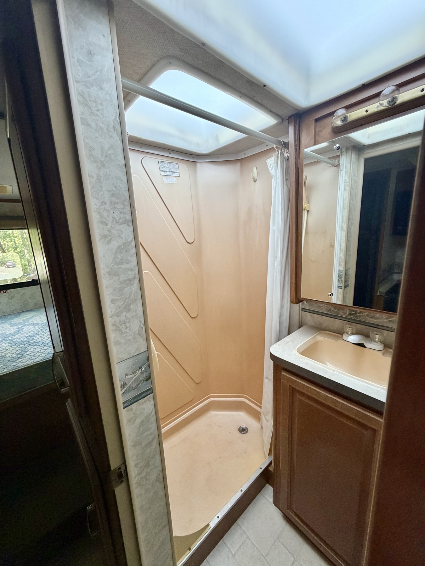 2003 Fleetwood Tioga 26Q gallery photo 5