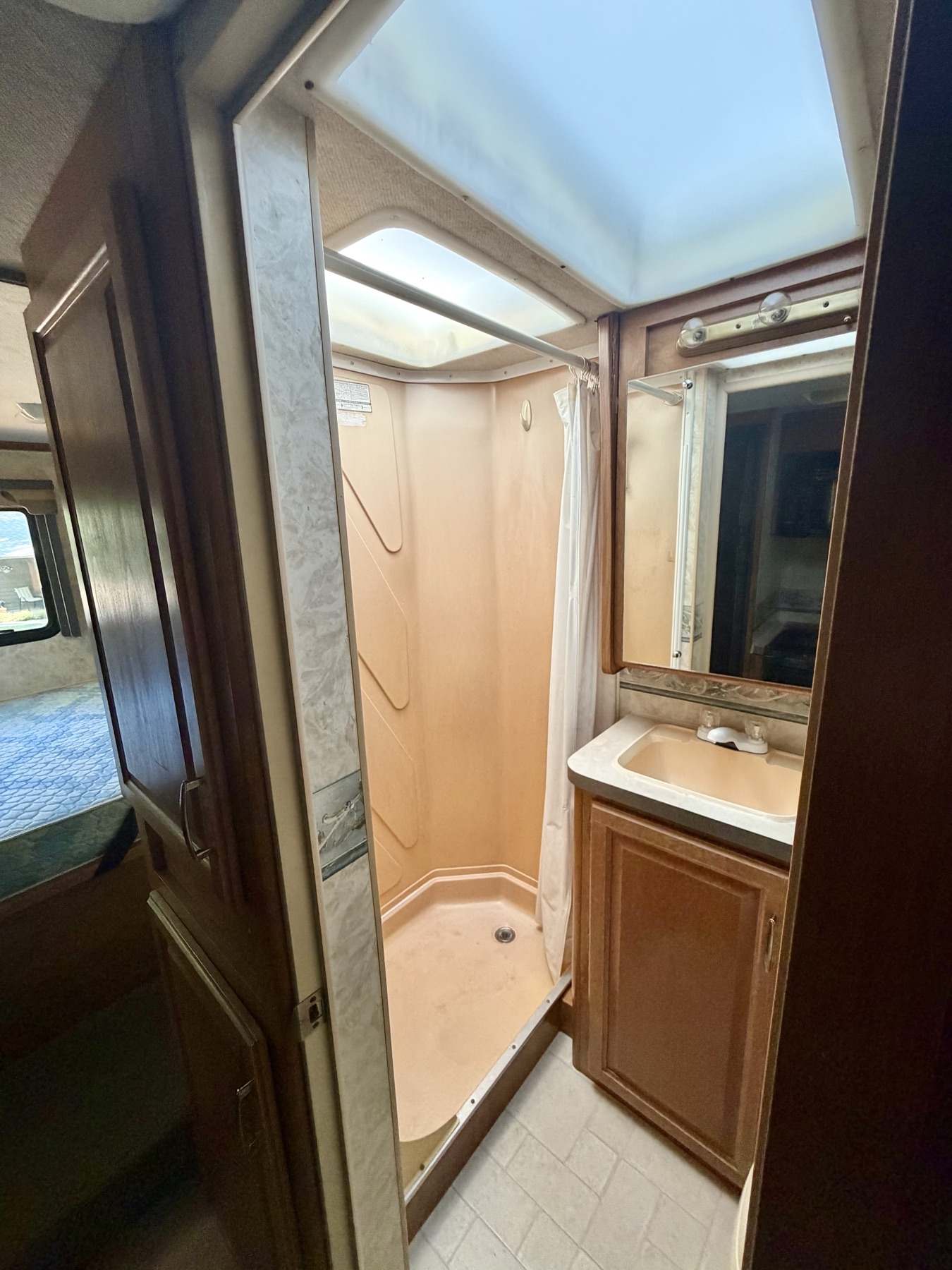 2003 Fleetwood Tioga 26Q gallery photo 37