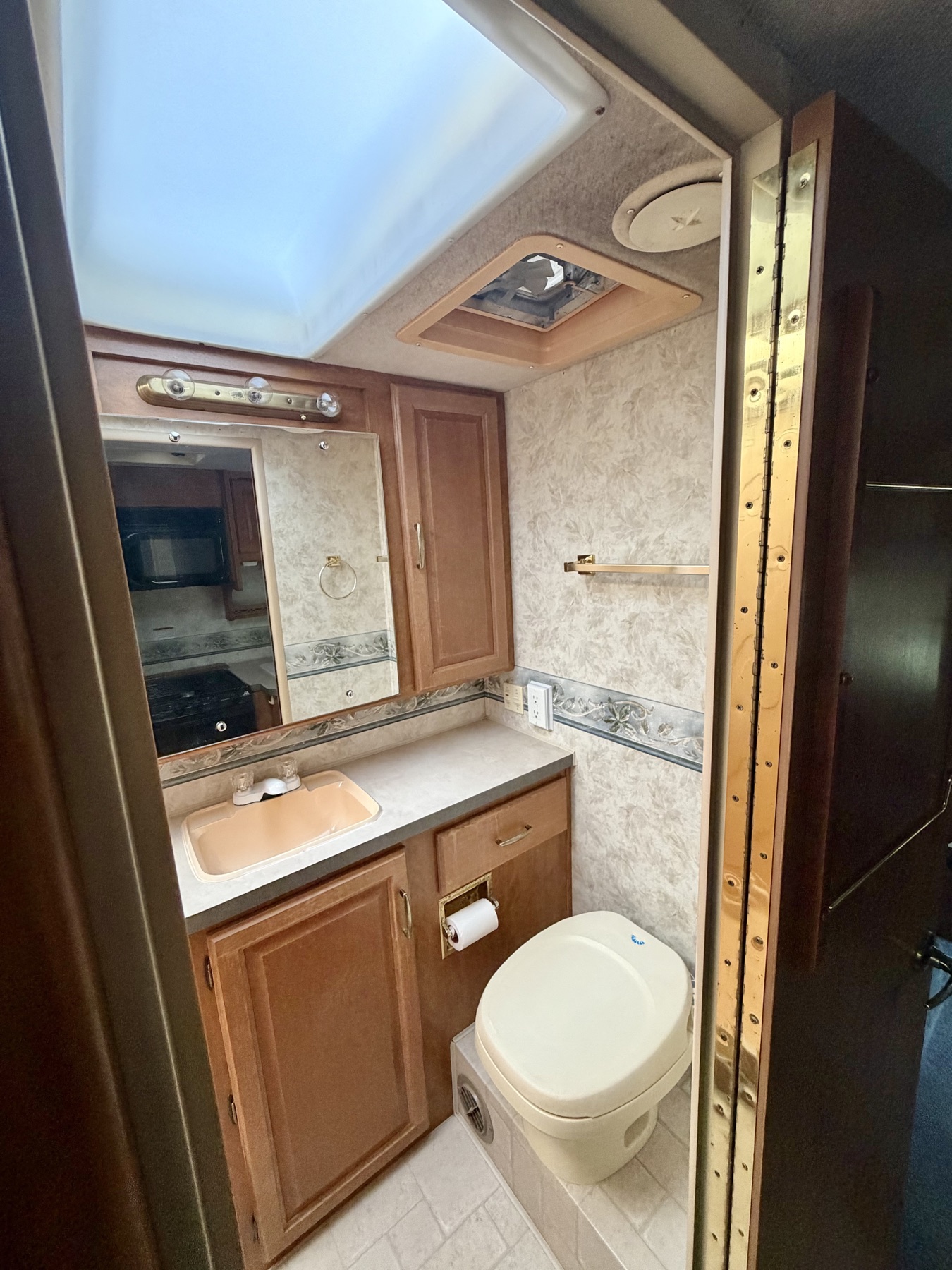 2003 Fleetwood Tioga 26Q gallery photo 38